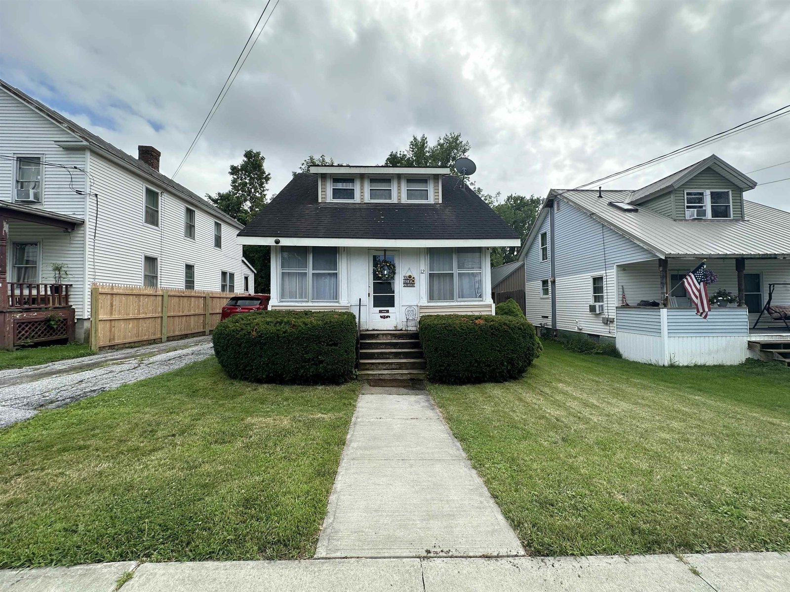 12 Locke Terrace