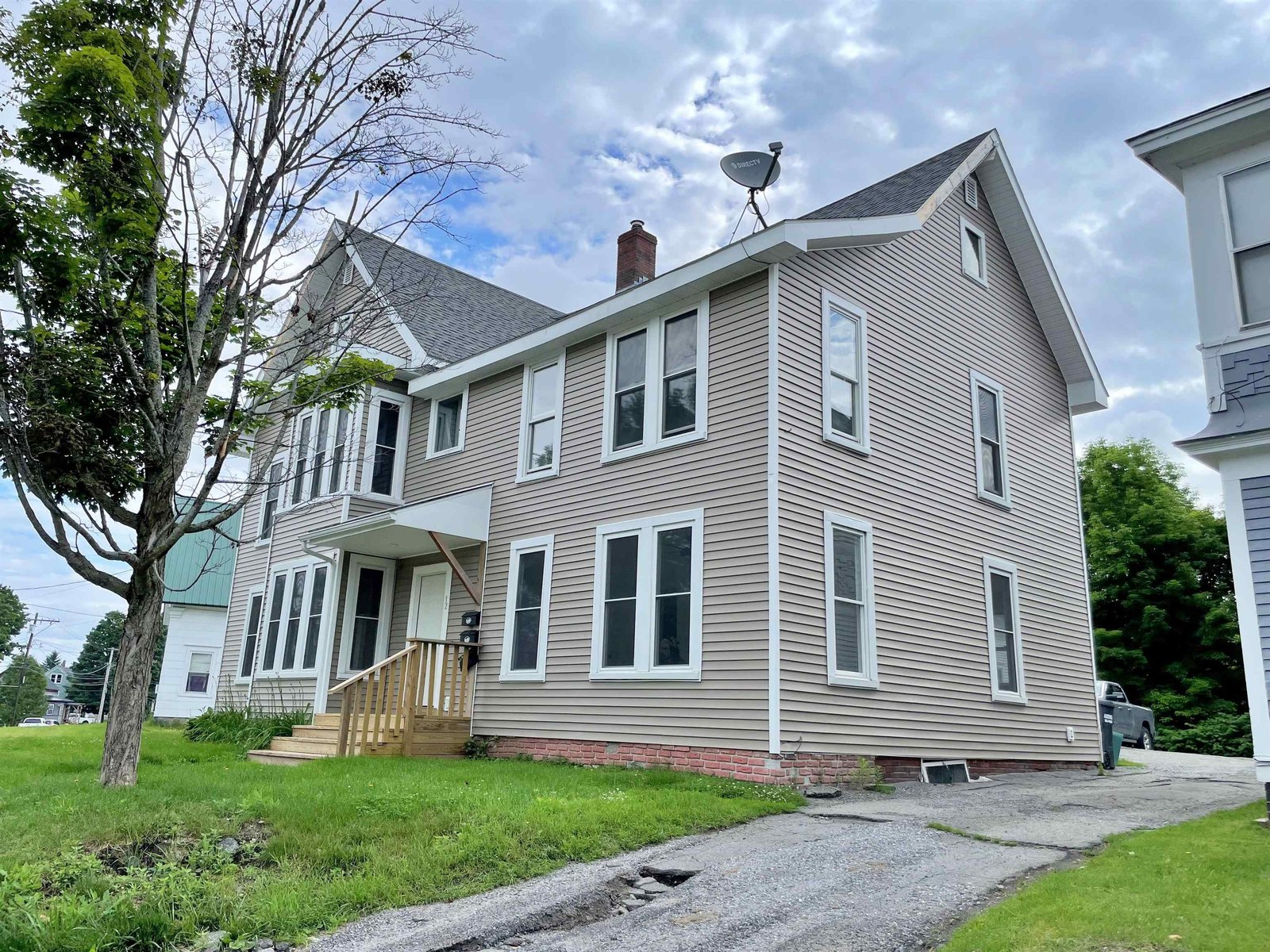 12 Maple Street