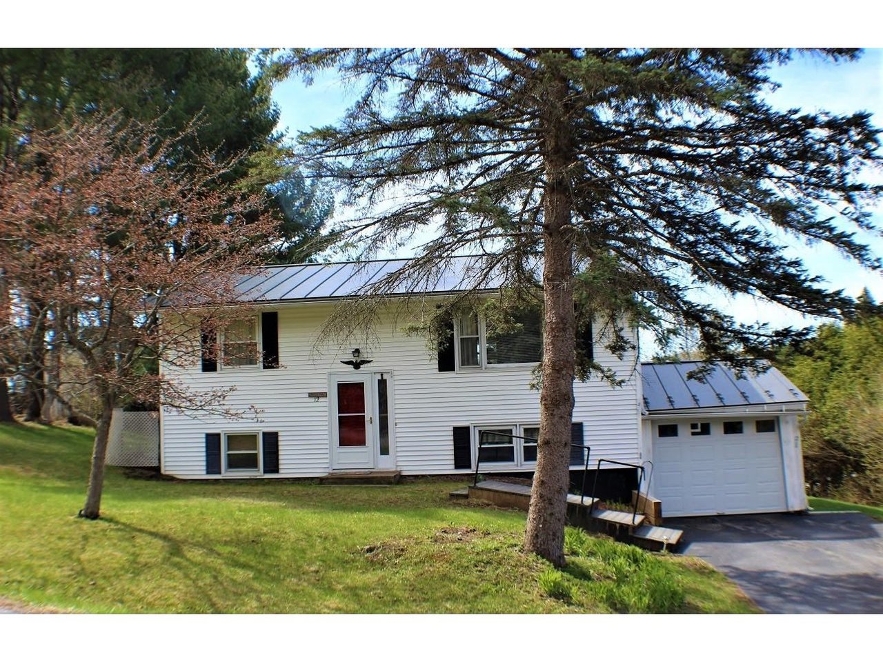 12 Misty Mountain Drive