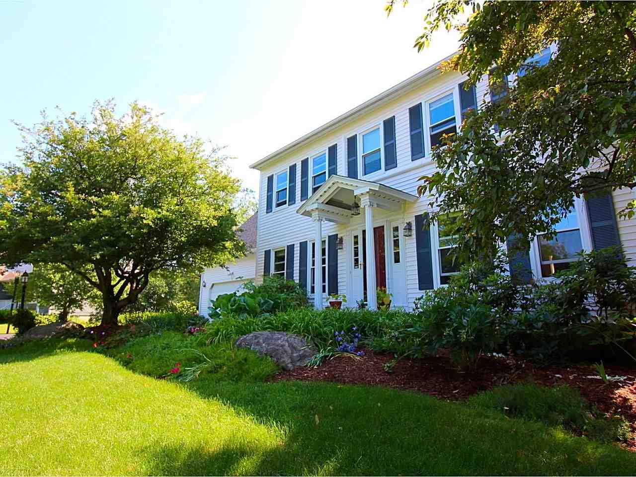 12 Moss Glen Lane
