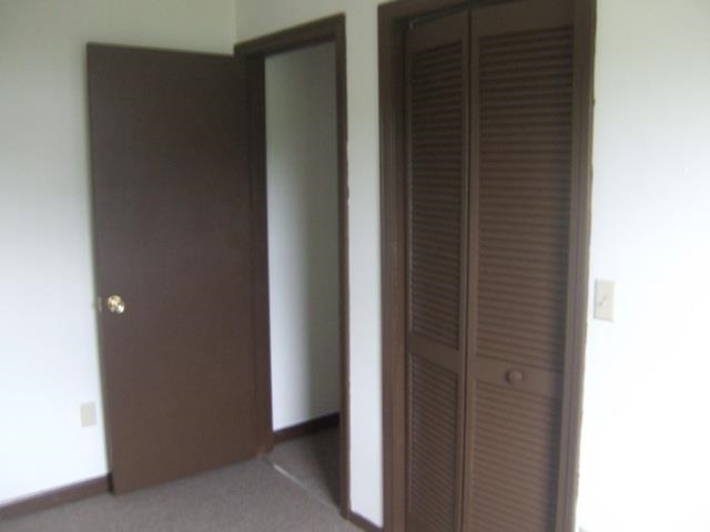 12 Oak Street