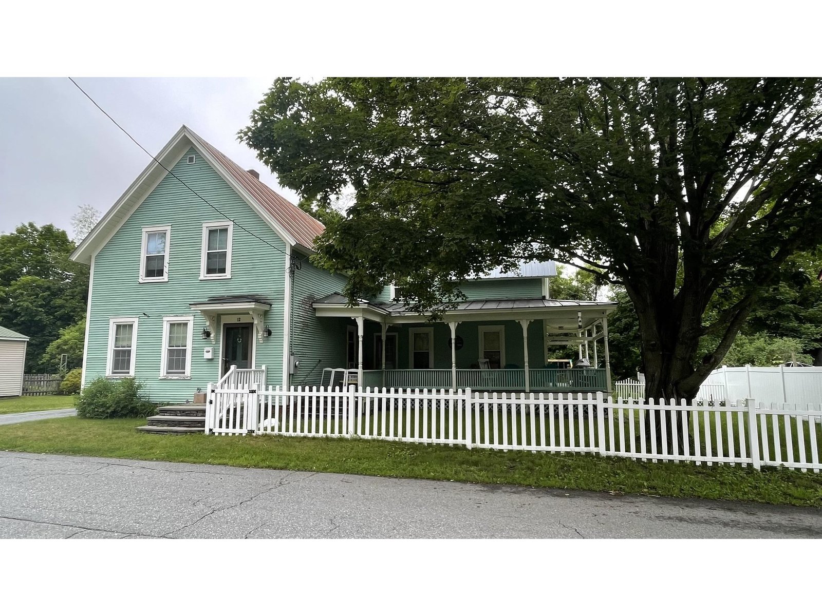12 Pearl St, Randolph