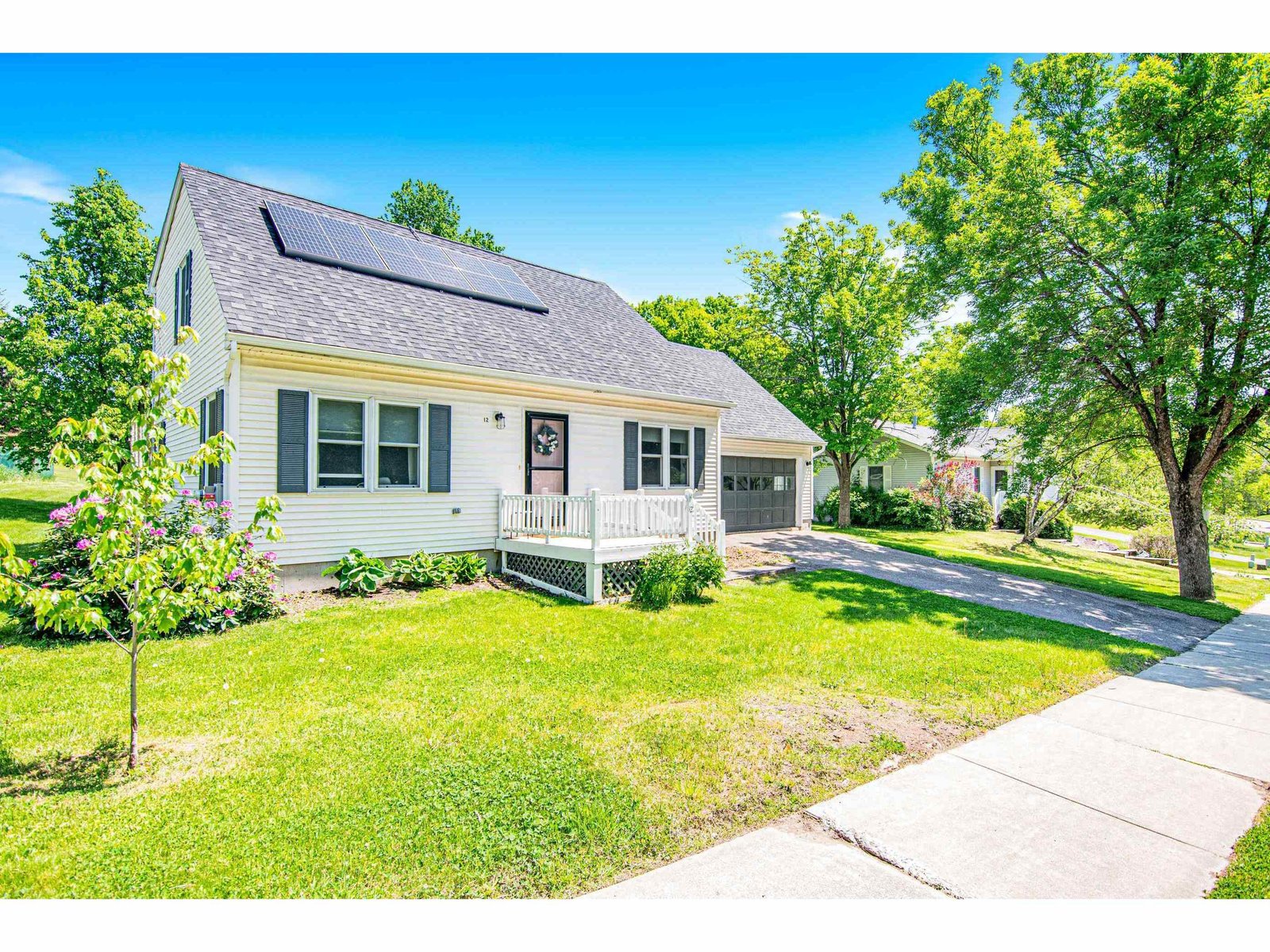 12 Pine Grove Terrace
