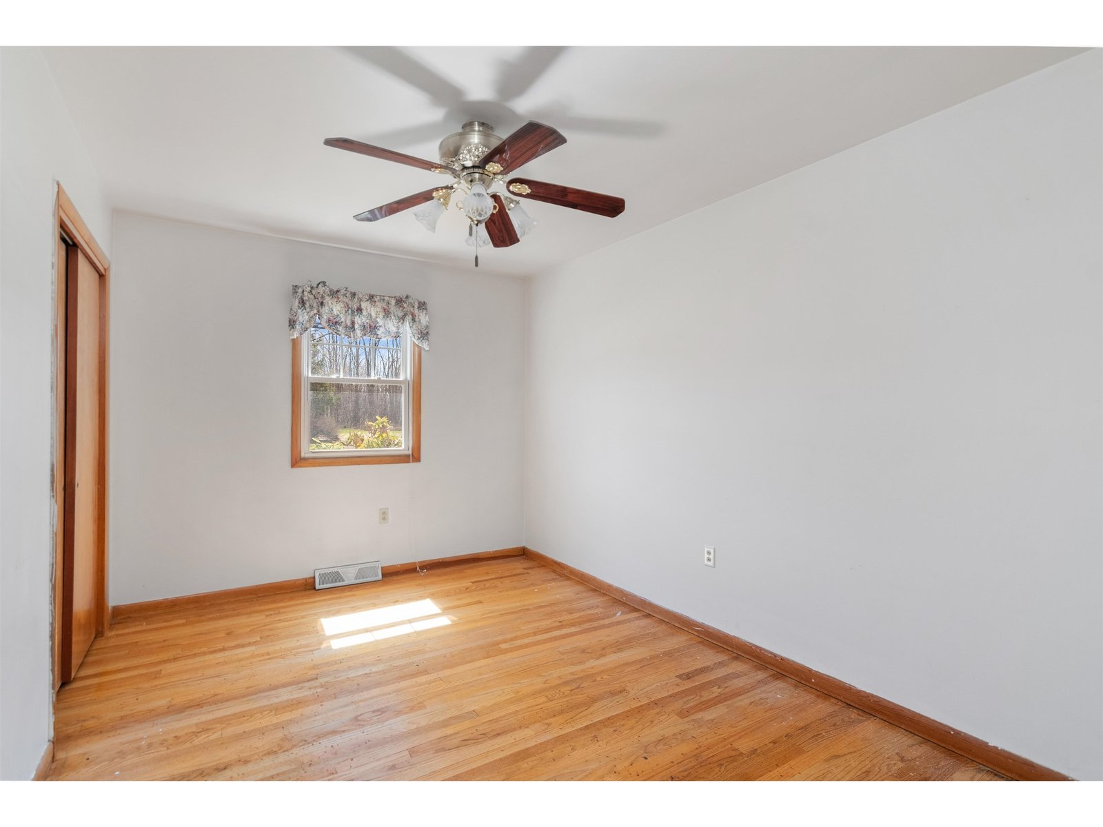 12 Pinecrest Drive