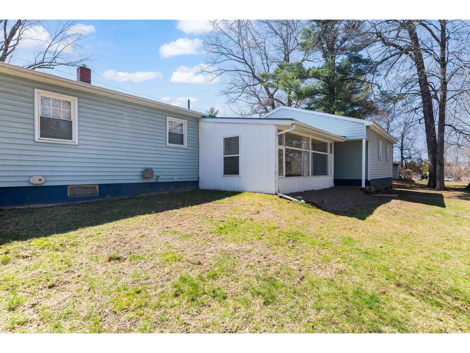 12 Pinecrest Drive