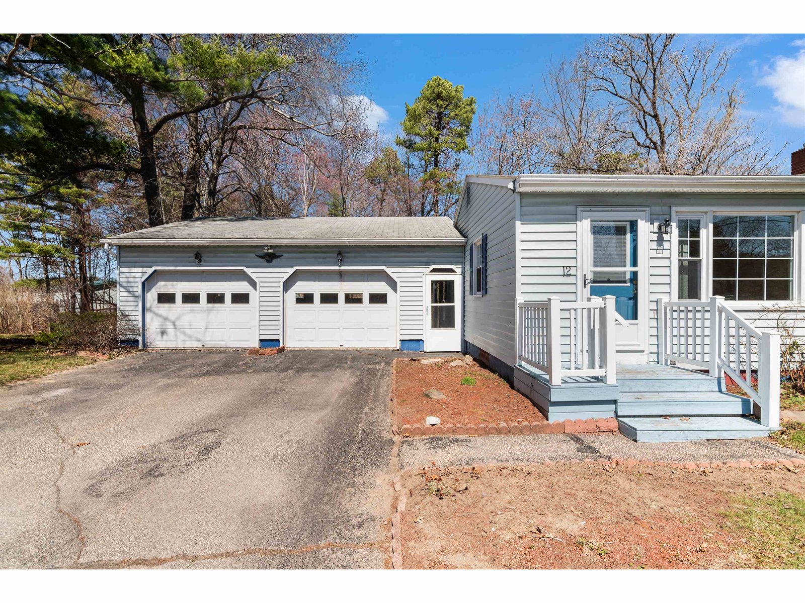 12 Pinecrest Drive