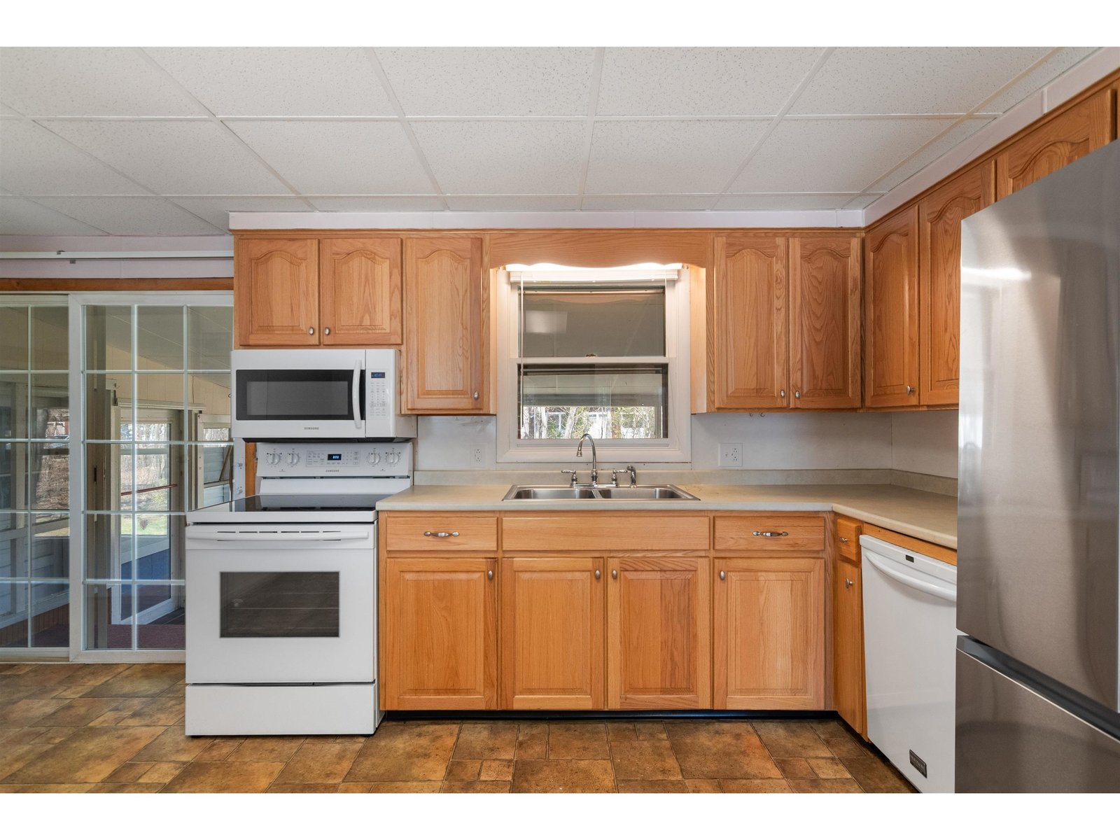 12 Pinecrest Drive