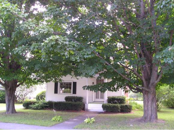 12 Pleasant ST