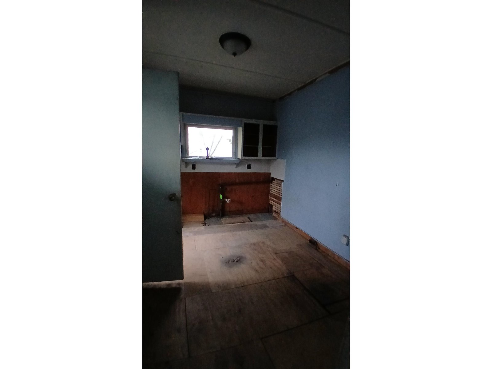 12 Pleasant Street