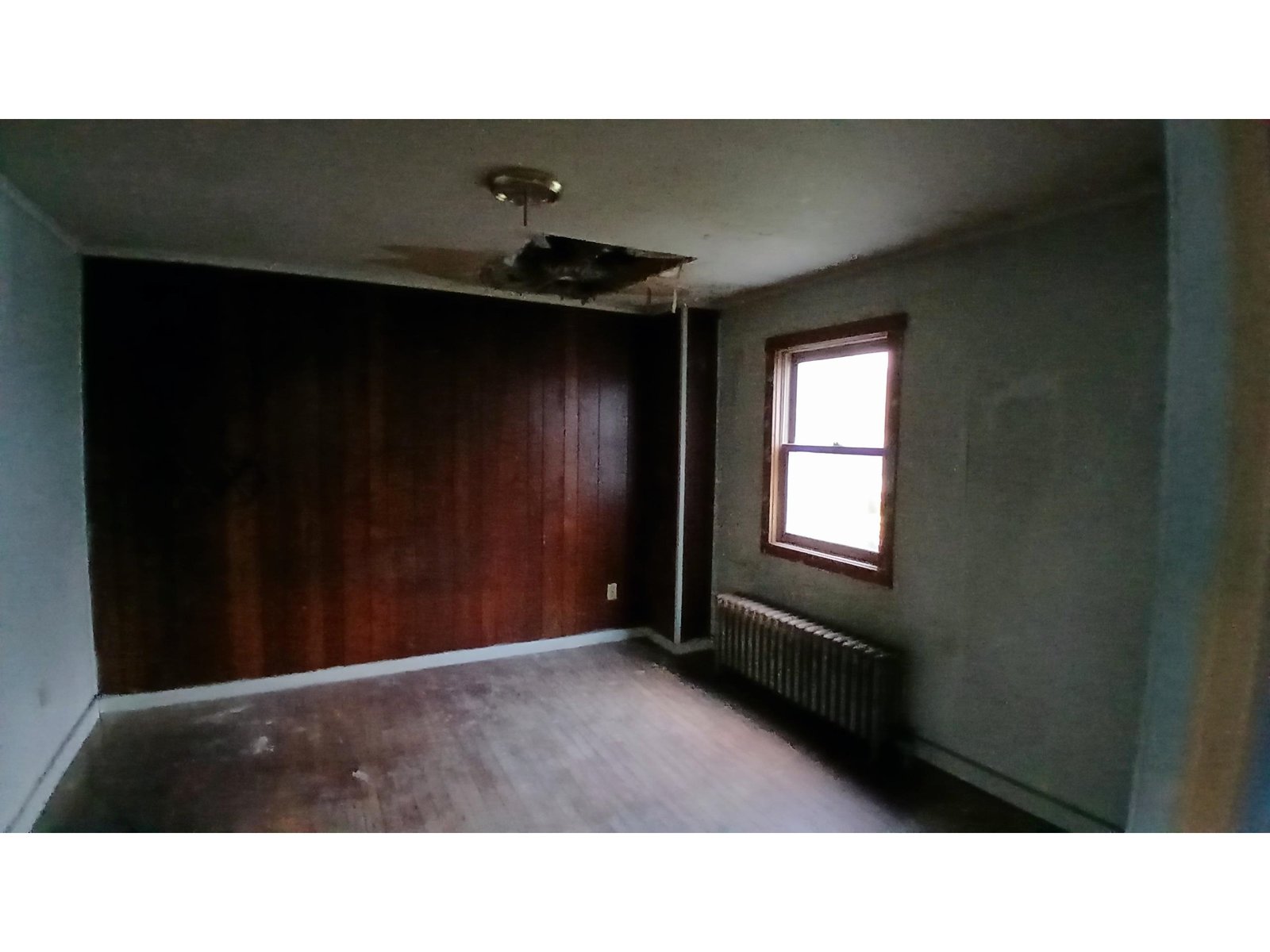 12 Pleasant Street