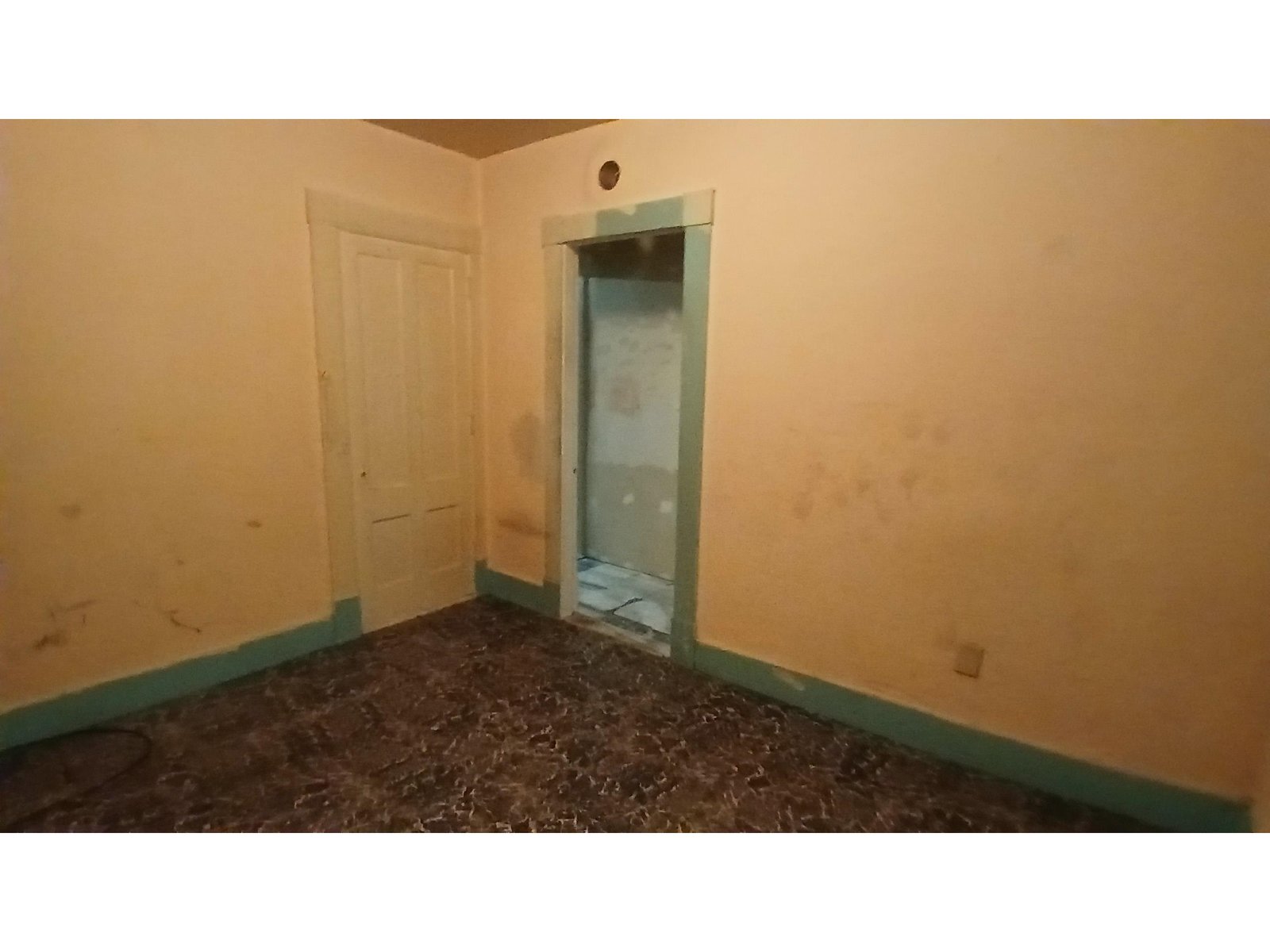 12 Pleasant Street