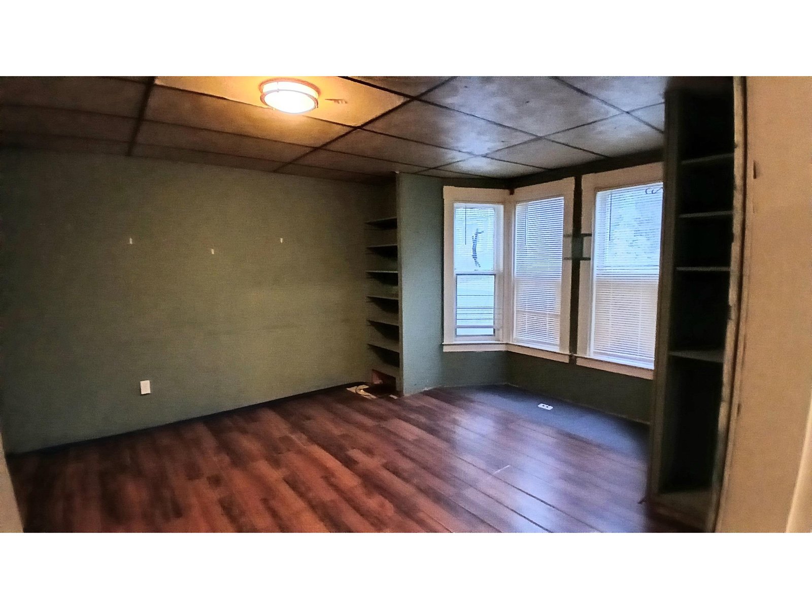 12 Pleasant Street
