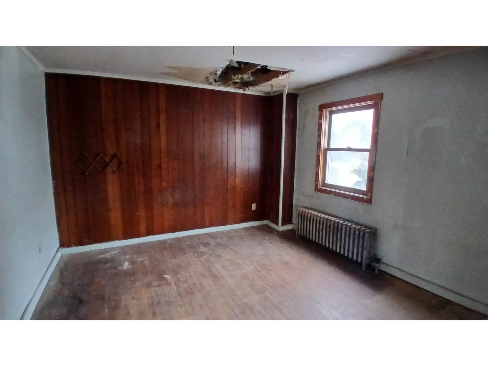 12 Pleasant Street