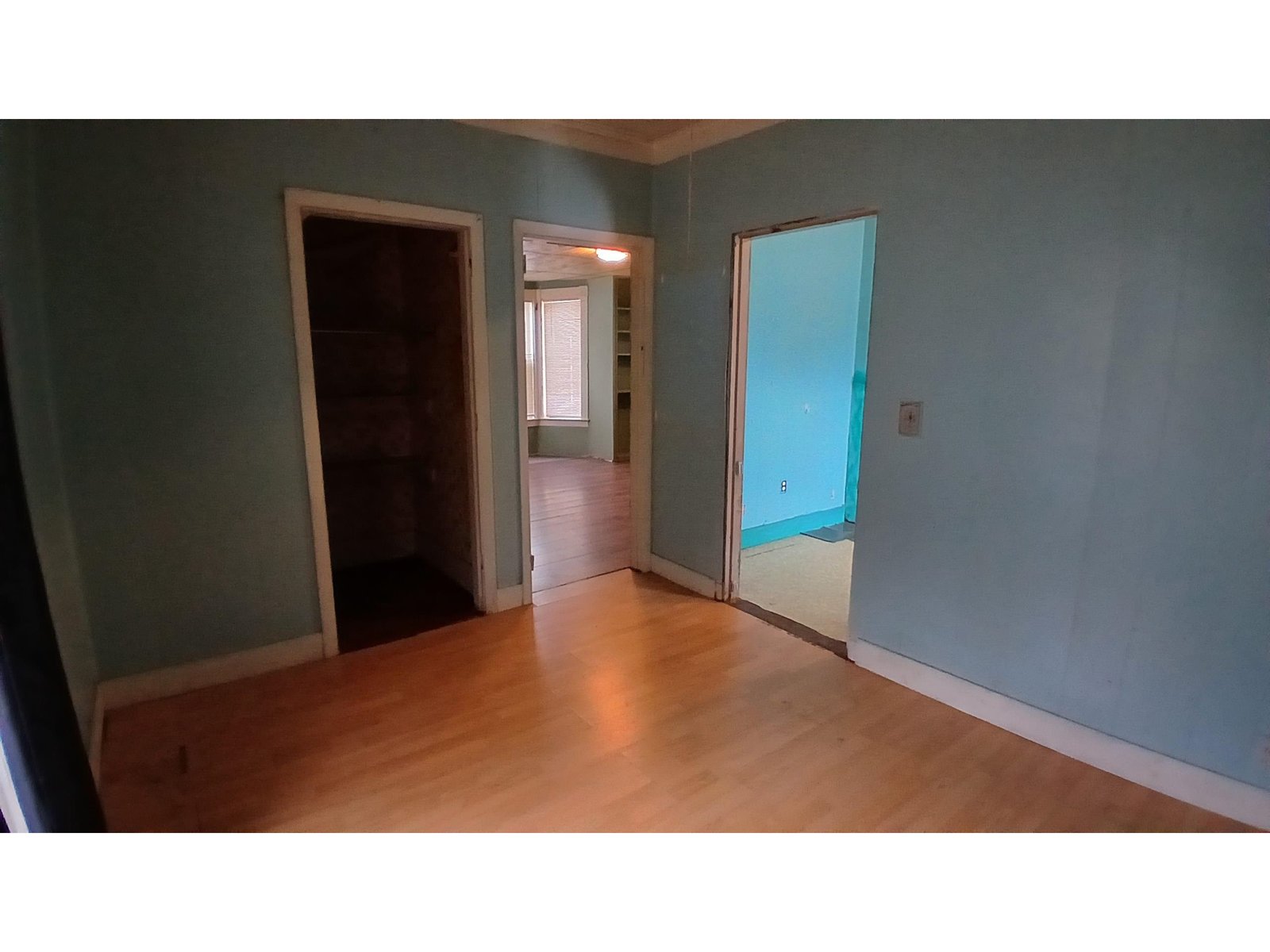12 Pleasant Street