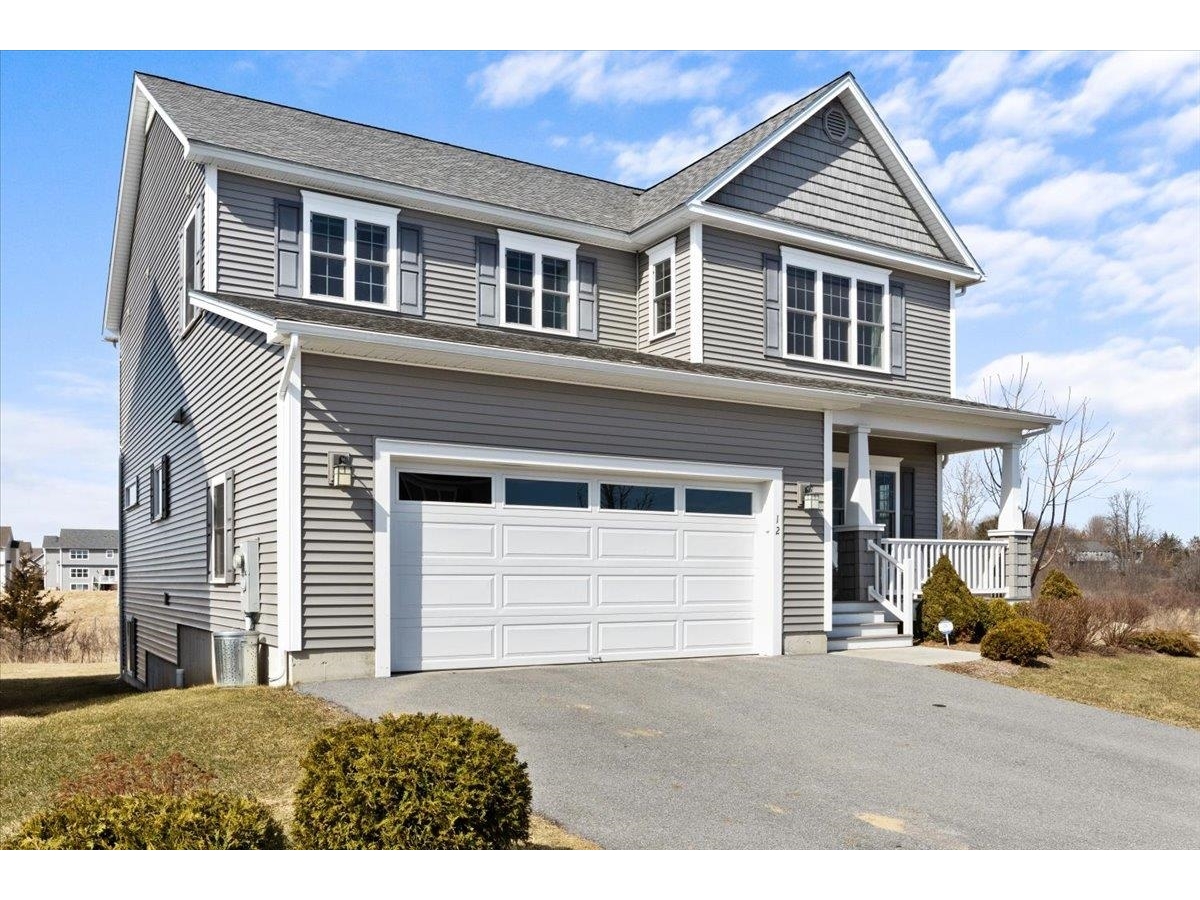 12 Sommerfield Avenue