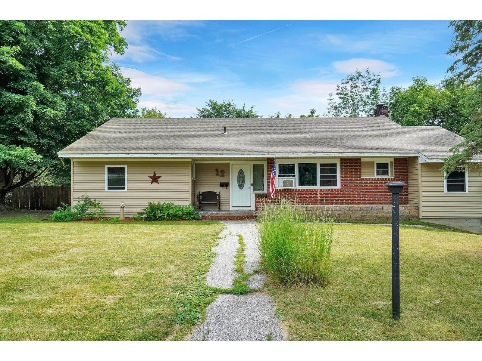 12 Veeder Avenue