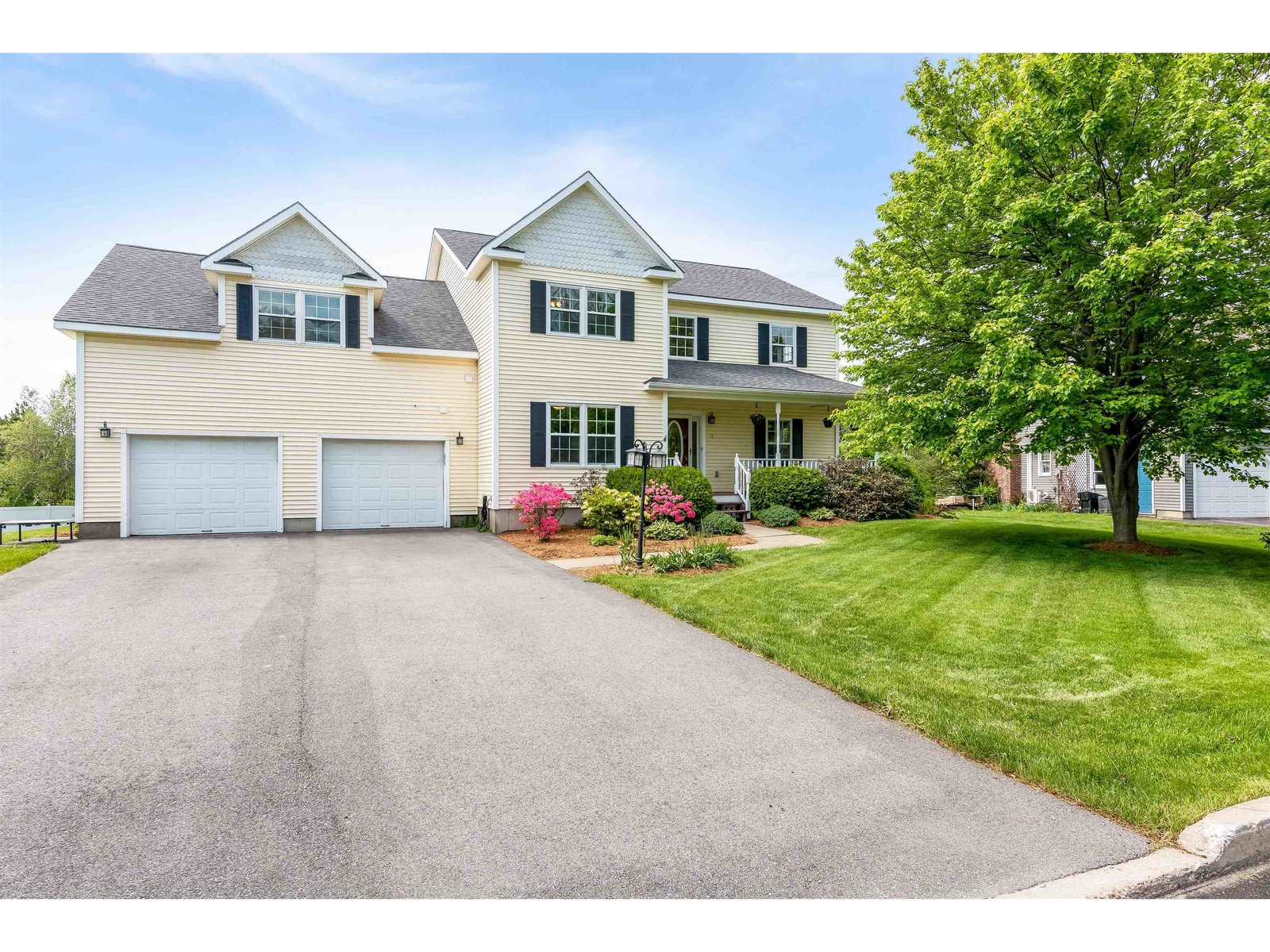 12 Whiteface Street