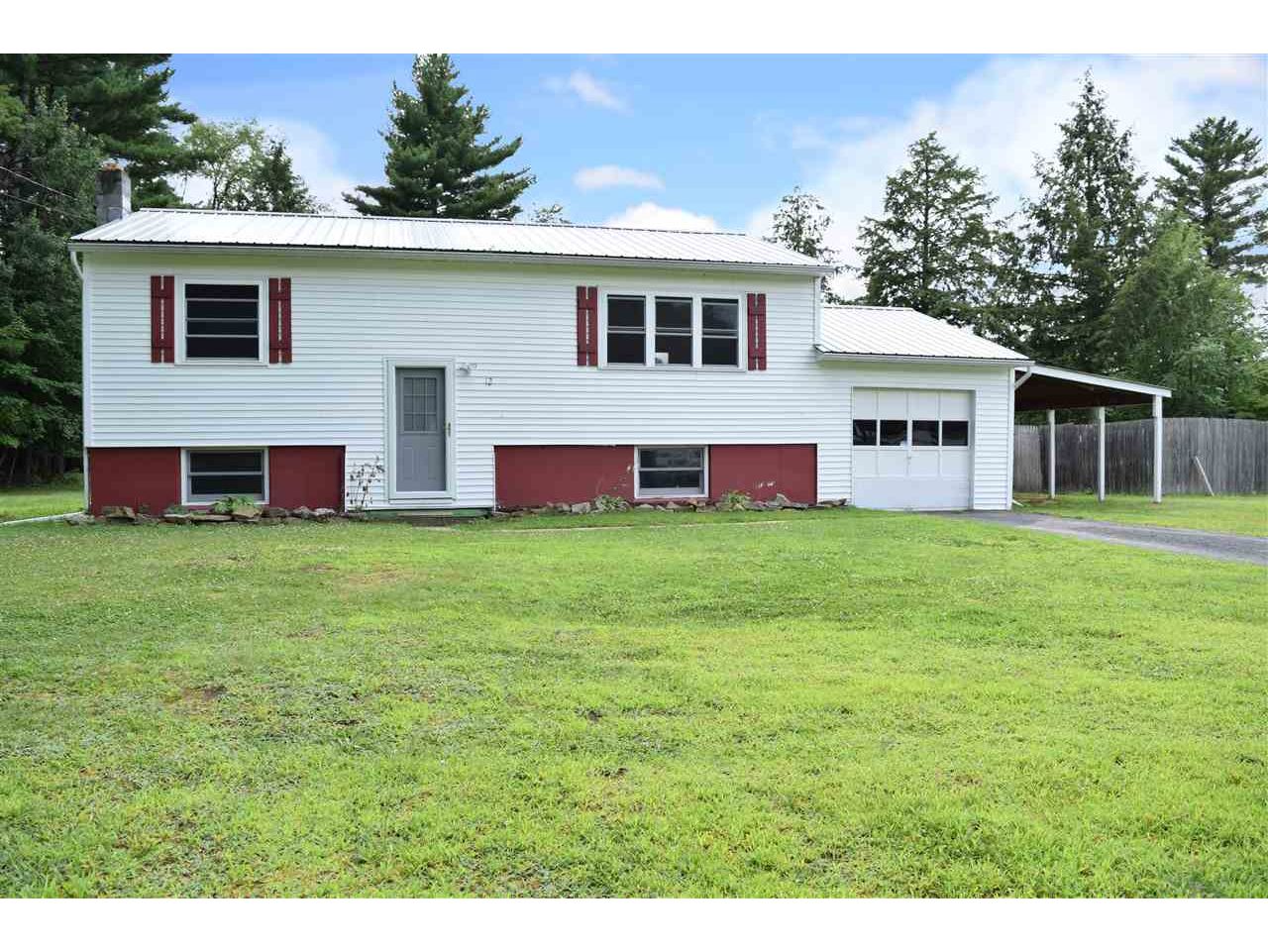 12 Woodcrest Circle