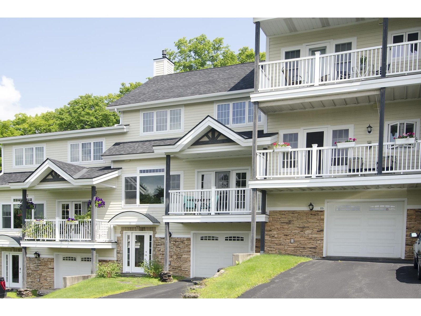 120 Pepin Drive, Unit B 2