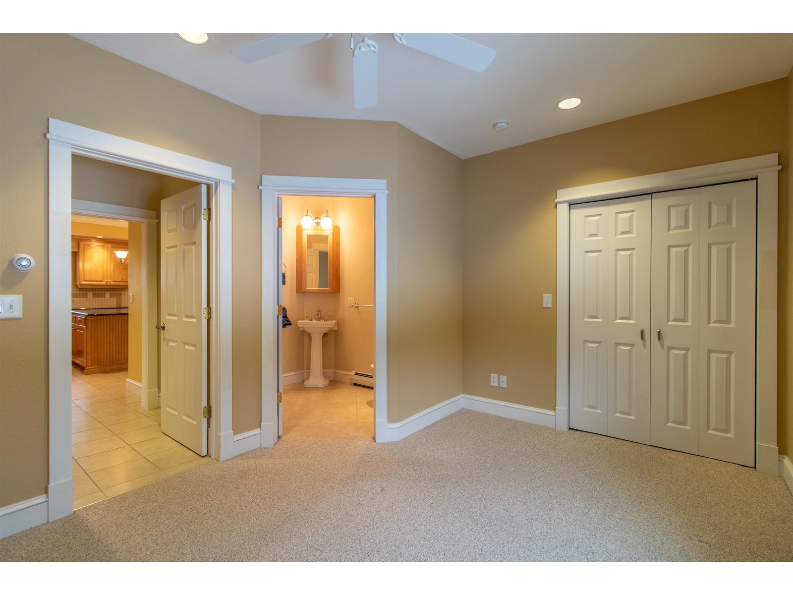 120 Pepin Drive, Unit B-6