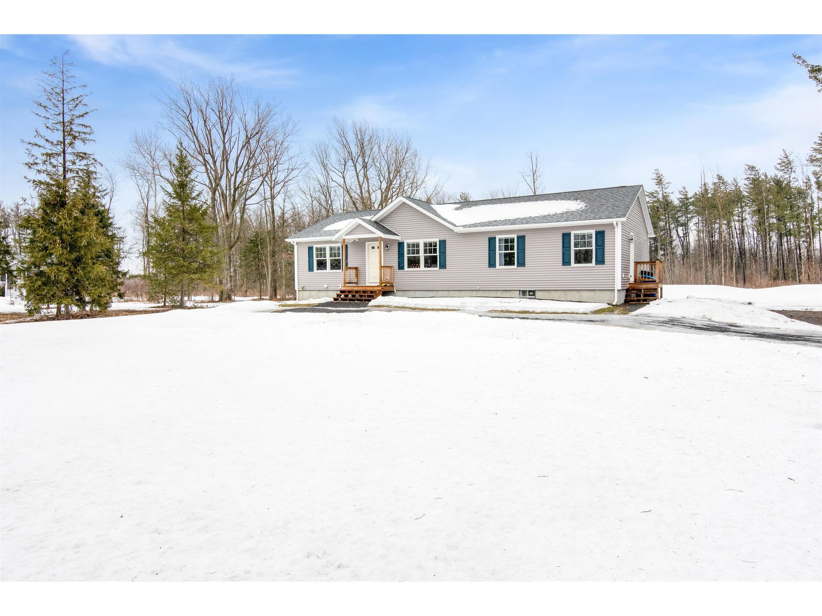 120 Pine Grove Circle