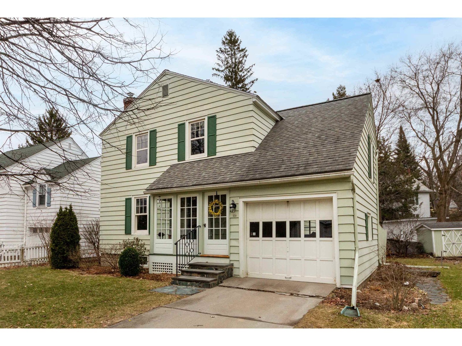 120 Robinson Parkway
