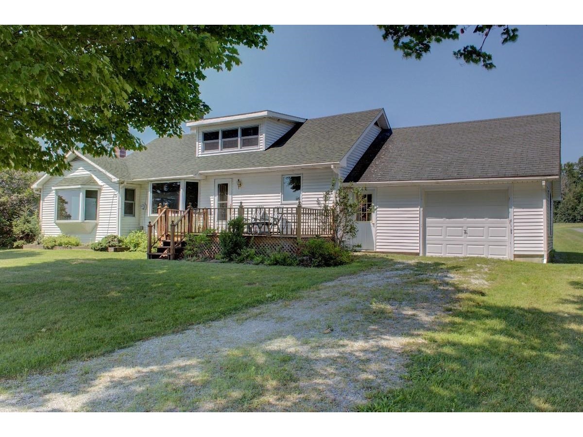 1201 East Shore Road Isle La Motte, Vermont Sold in 2021