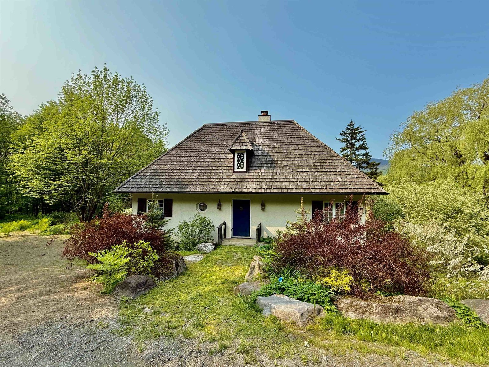 Tucked away guest house