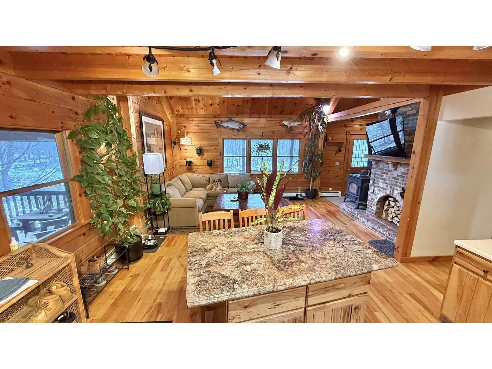 1207 Iron Gate Road
