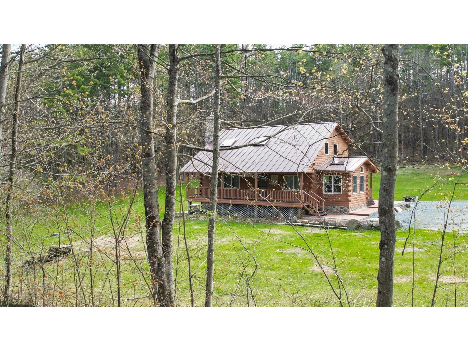 1209 Wildlife Road, Hartford