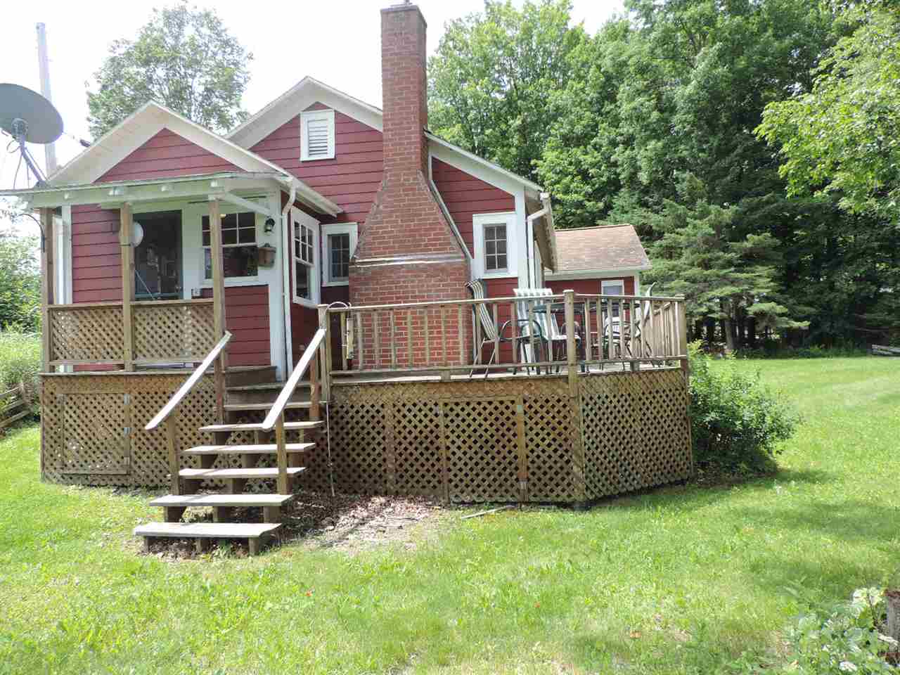 121 Maxfield Point