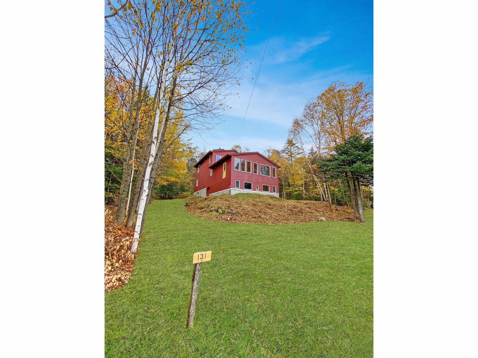121 Ridge Lane
