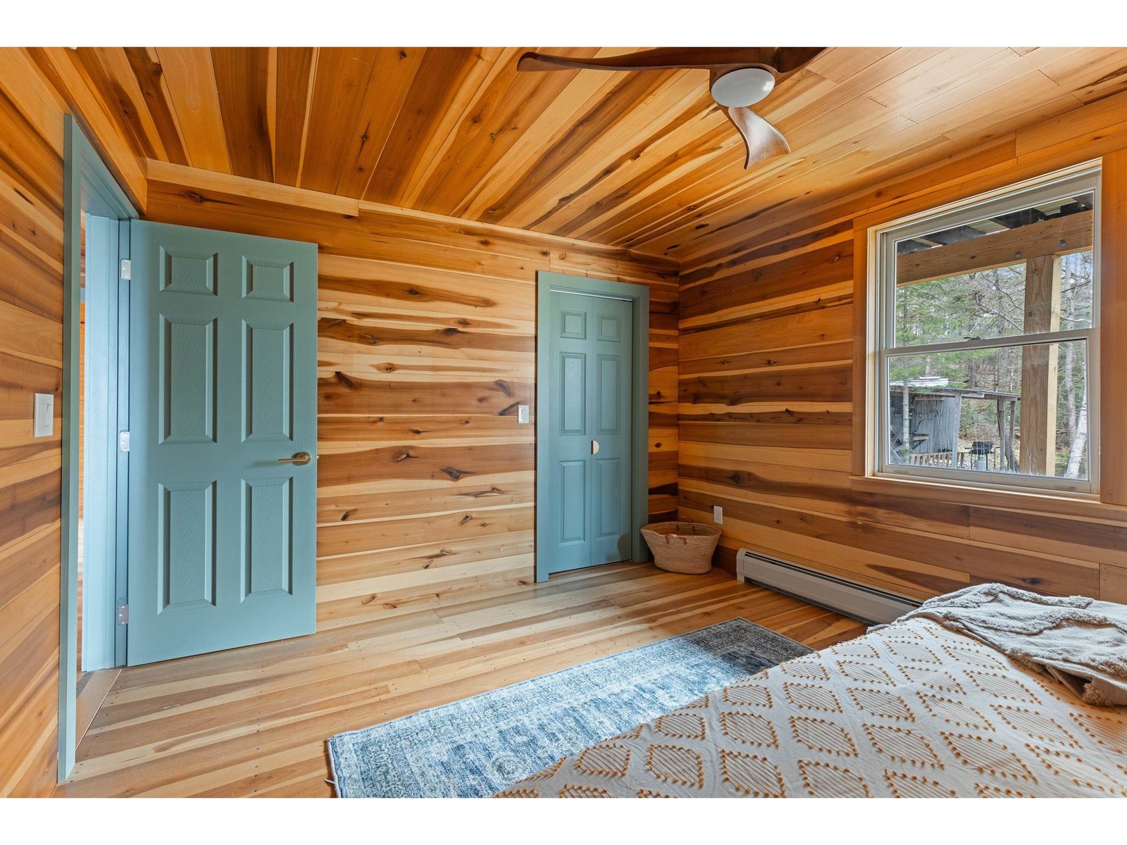 121 Ridge Lane