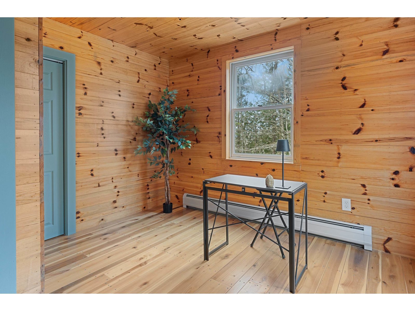 121 Ridge Lane