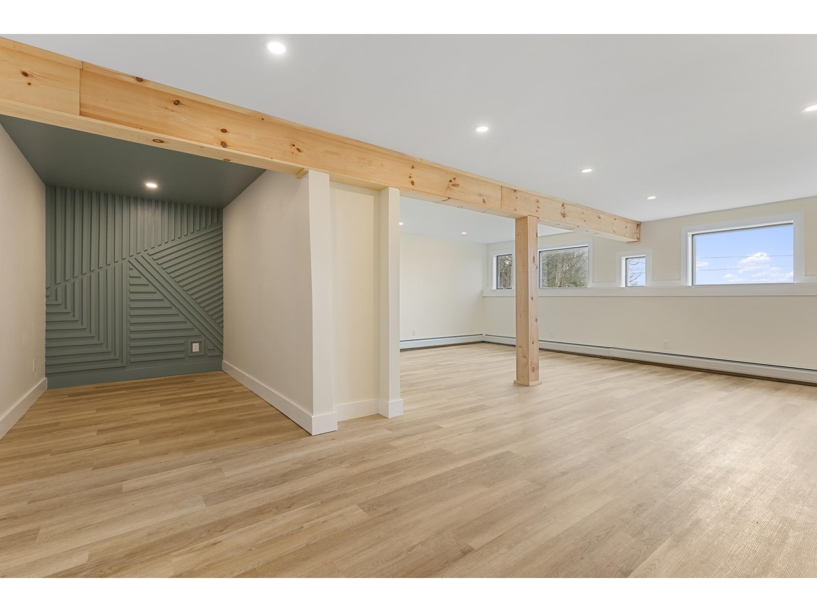 121 Ridge Lane