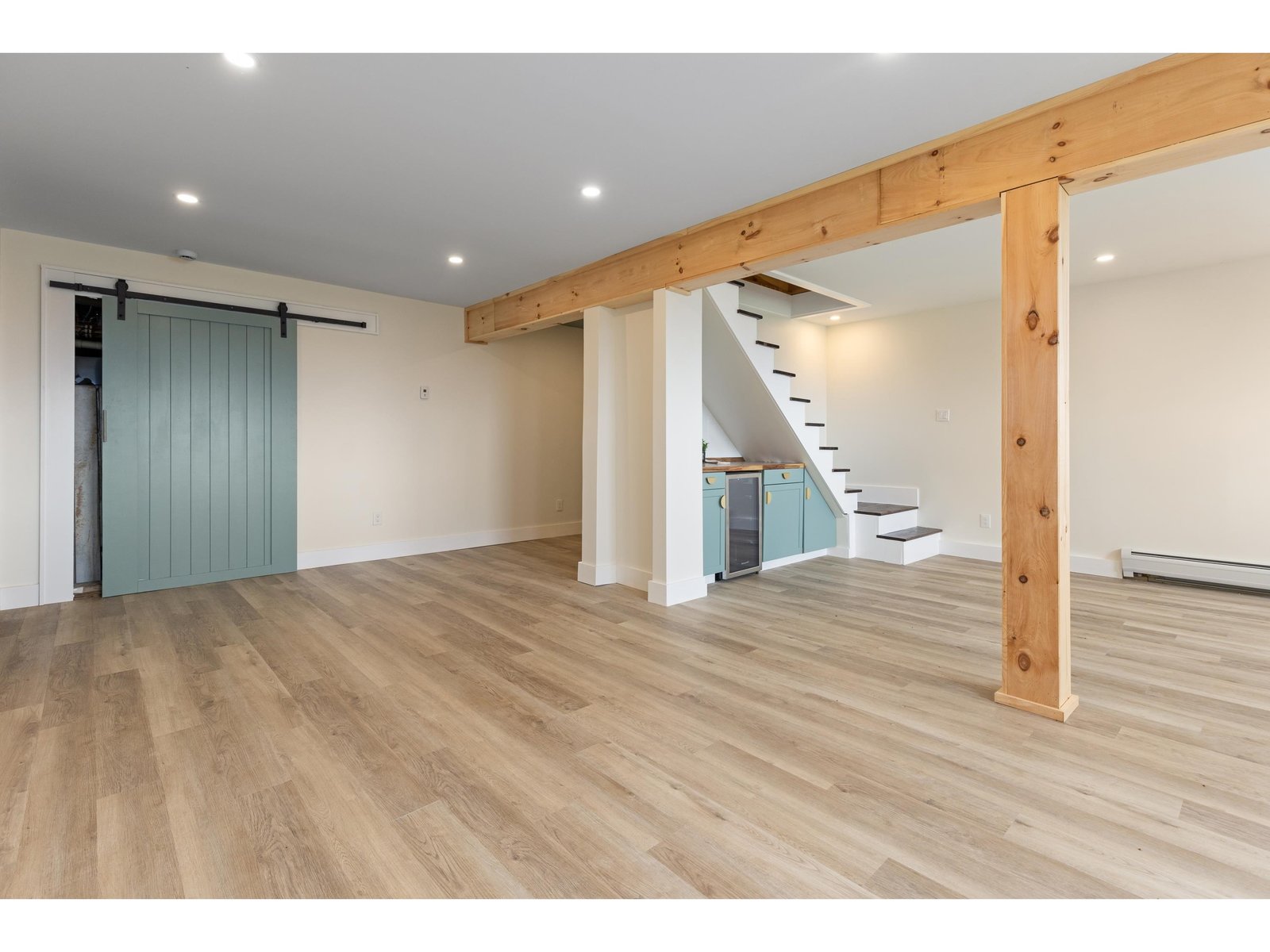 121 Ridge Lane