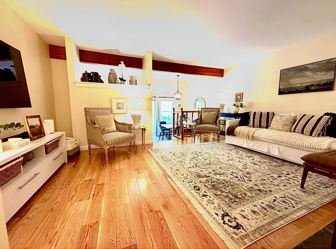 121 Townhouse Way