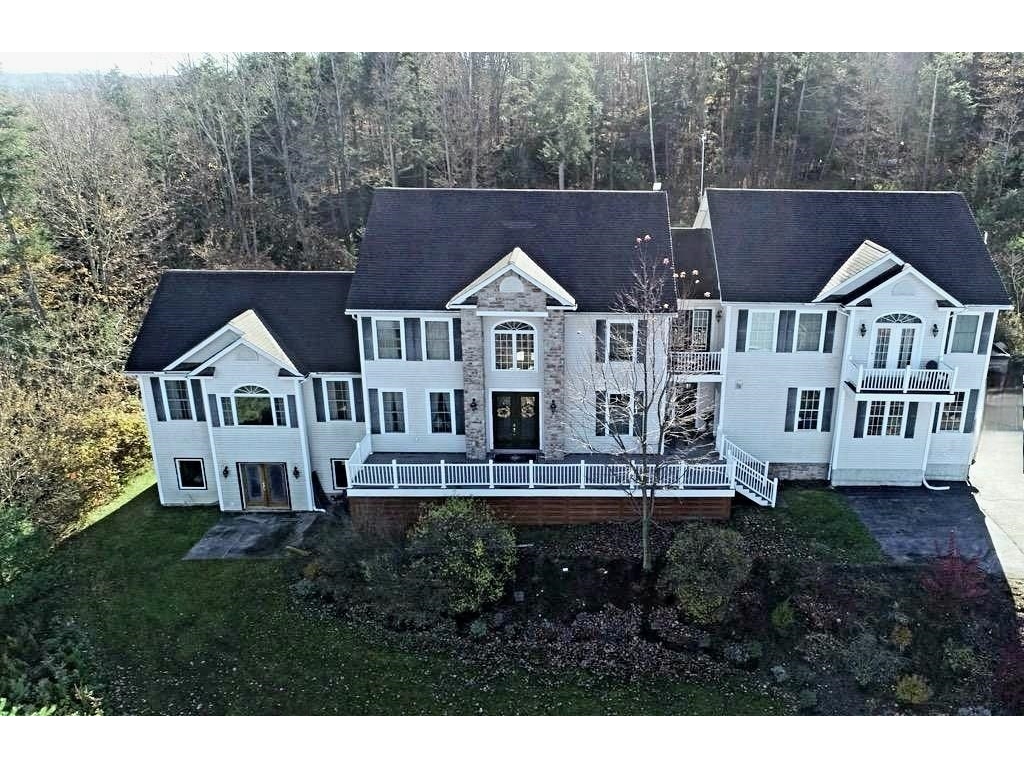 1212 Sunset View Road