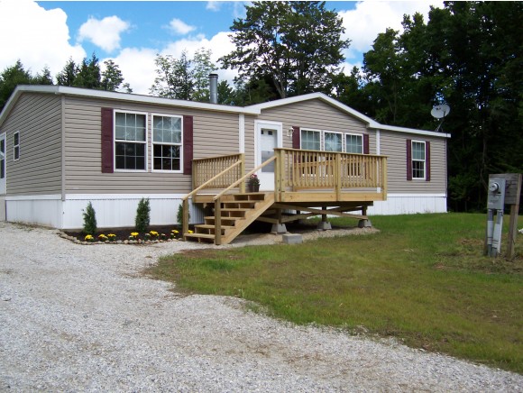 1216 Metcalf Pond