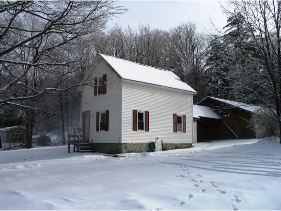 122-126 Railroad ST