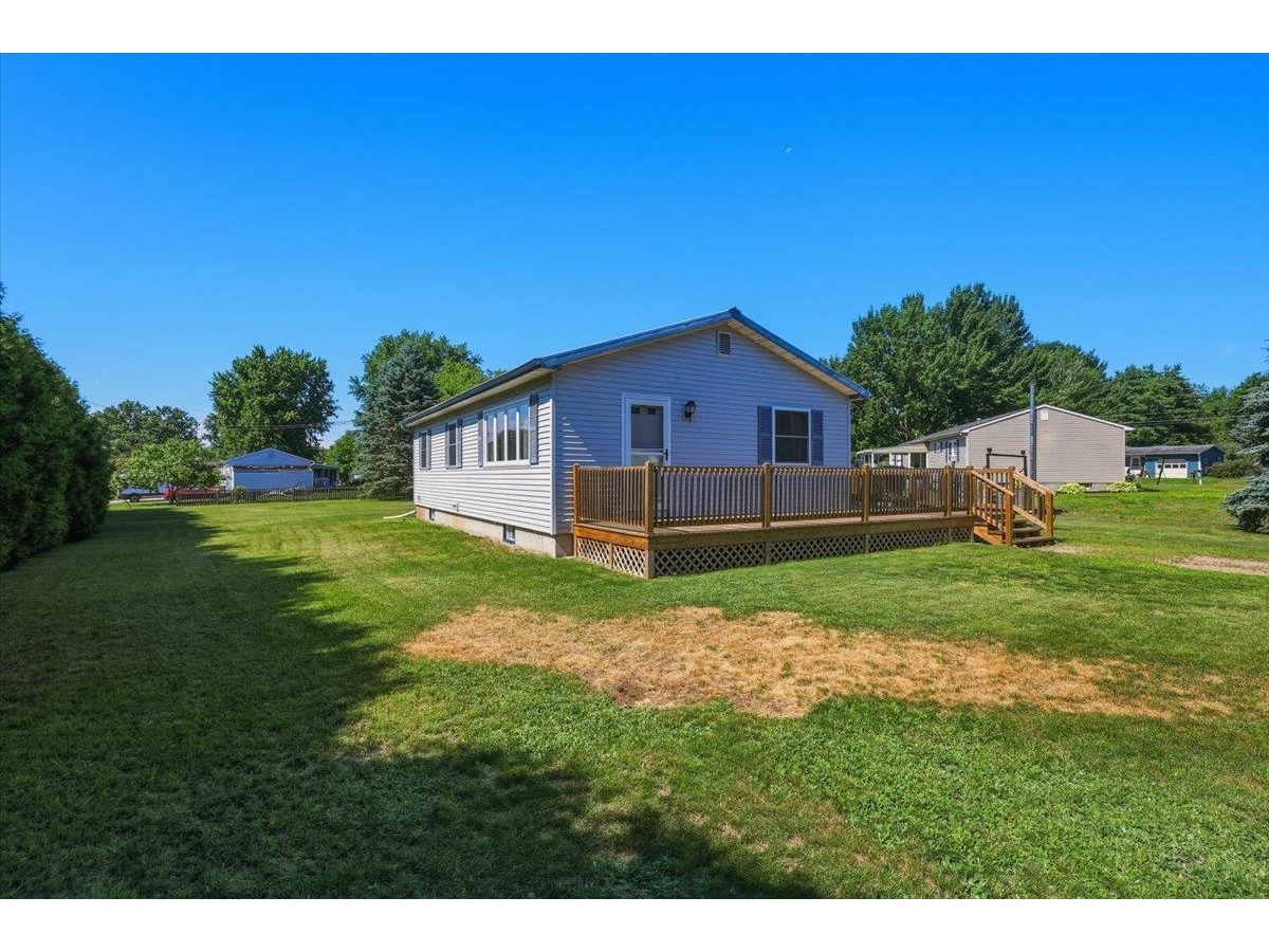 122 Meadow Road