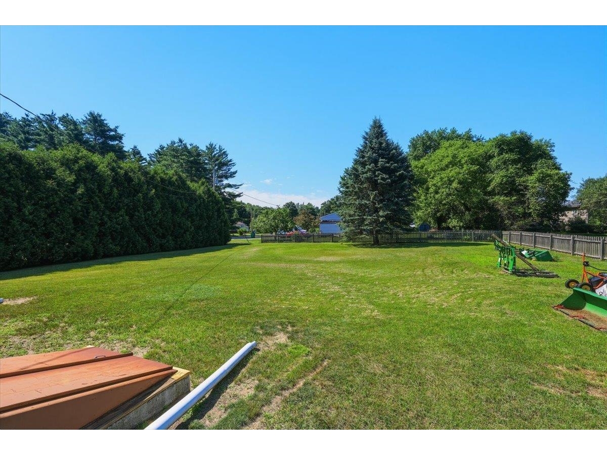 122 Meadow Road