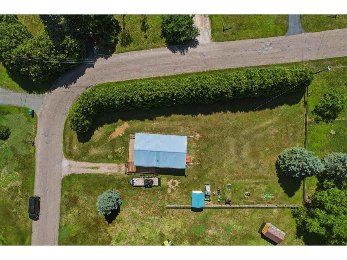 122 Meadow Road