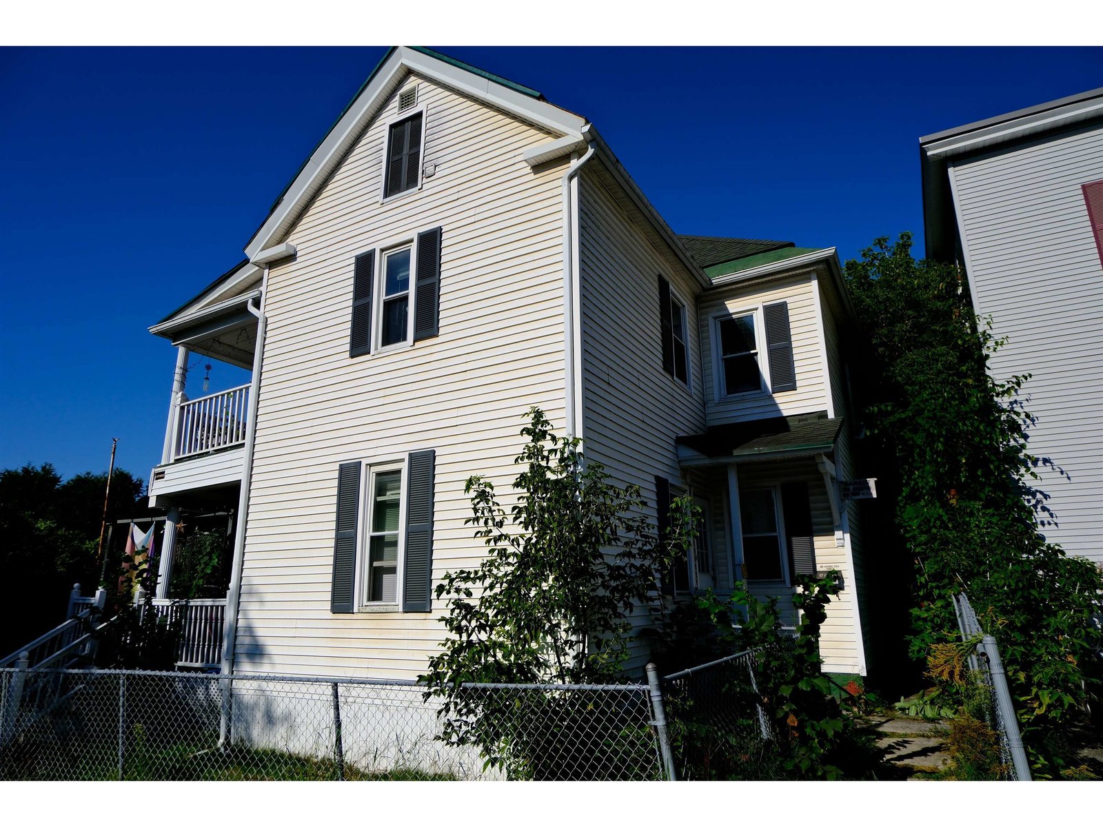 122 North Avenue