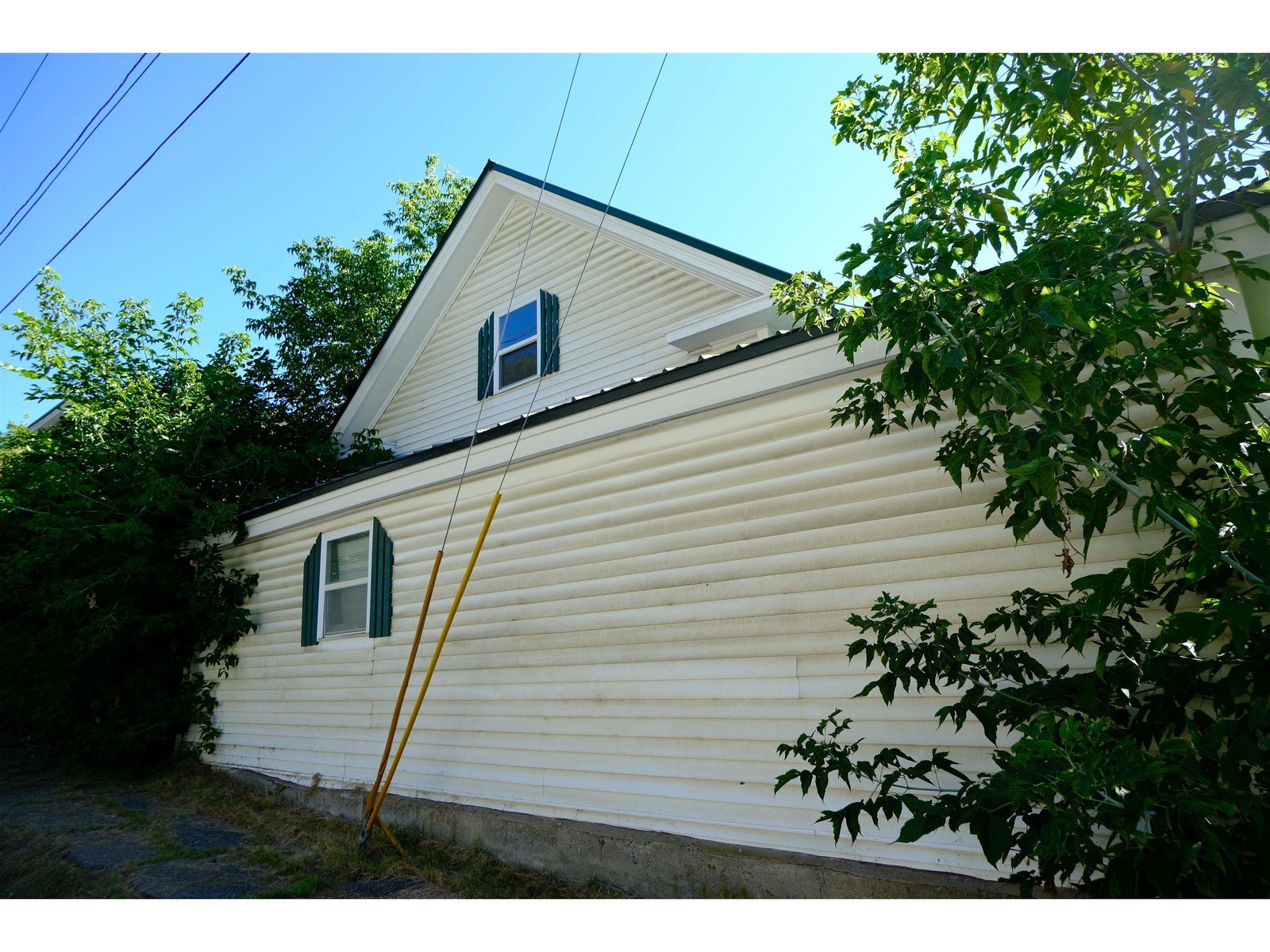 122 North Avenue