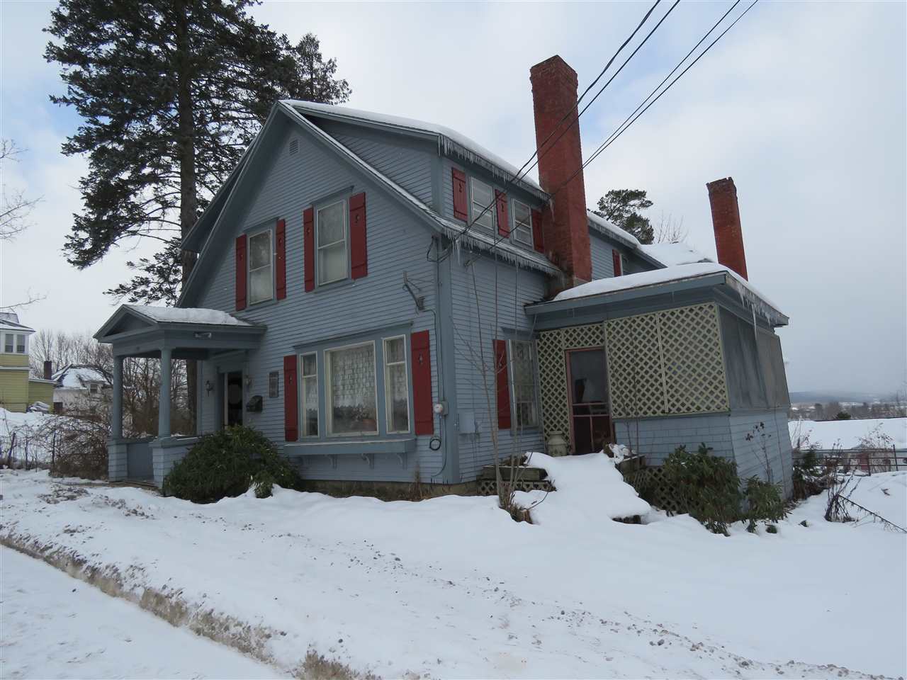 122 Pleasant Street