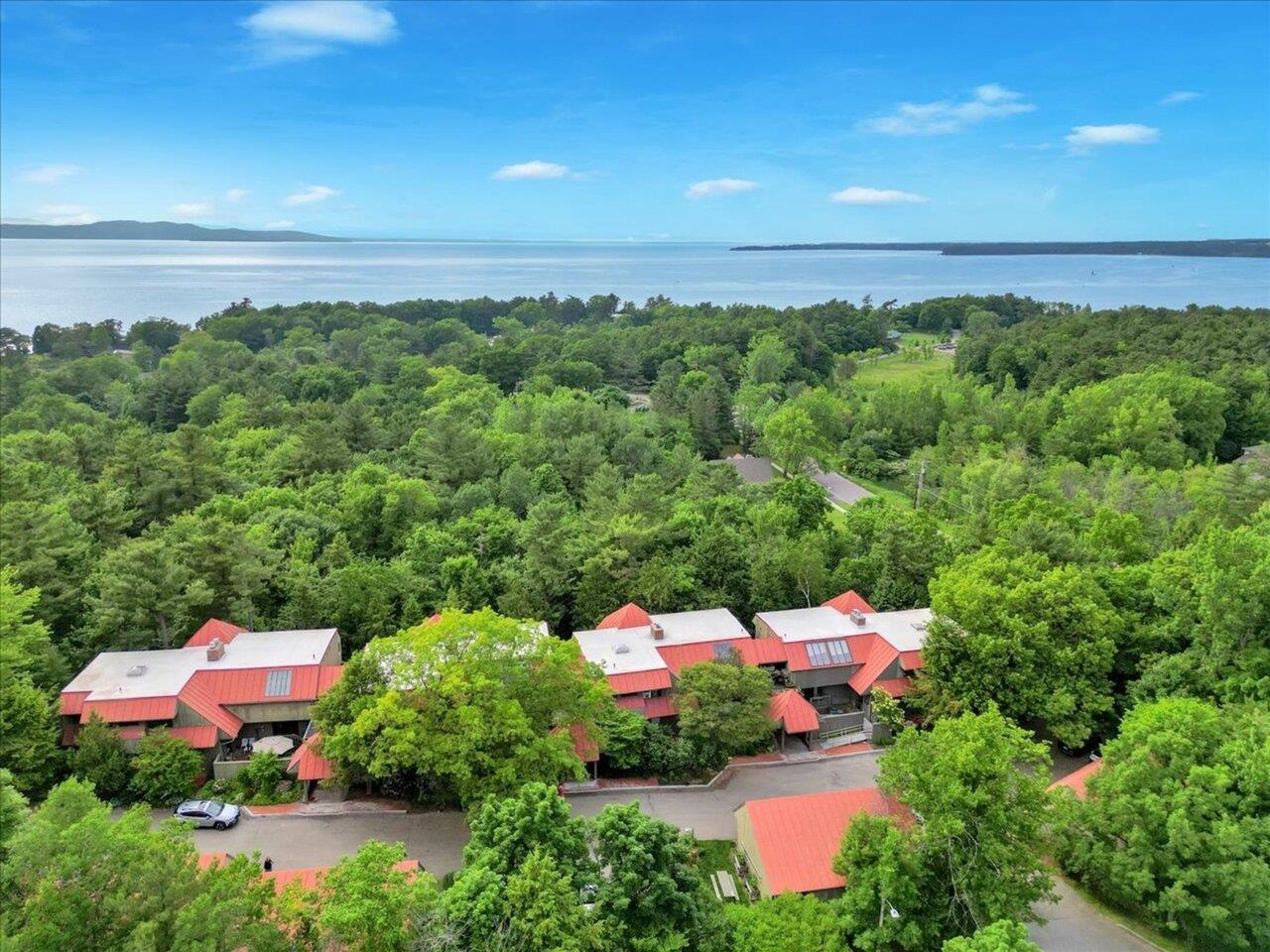 Lake Champlain proximate