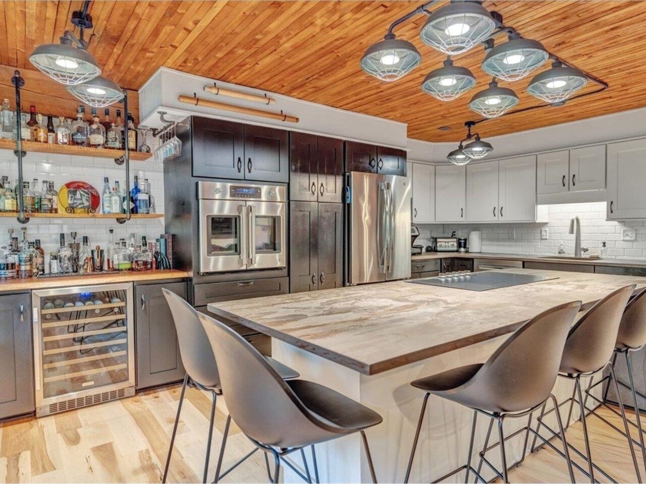Stainless appliances