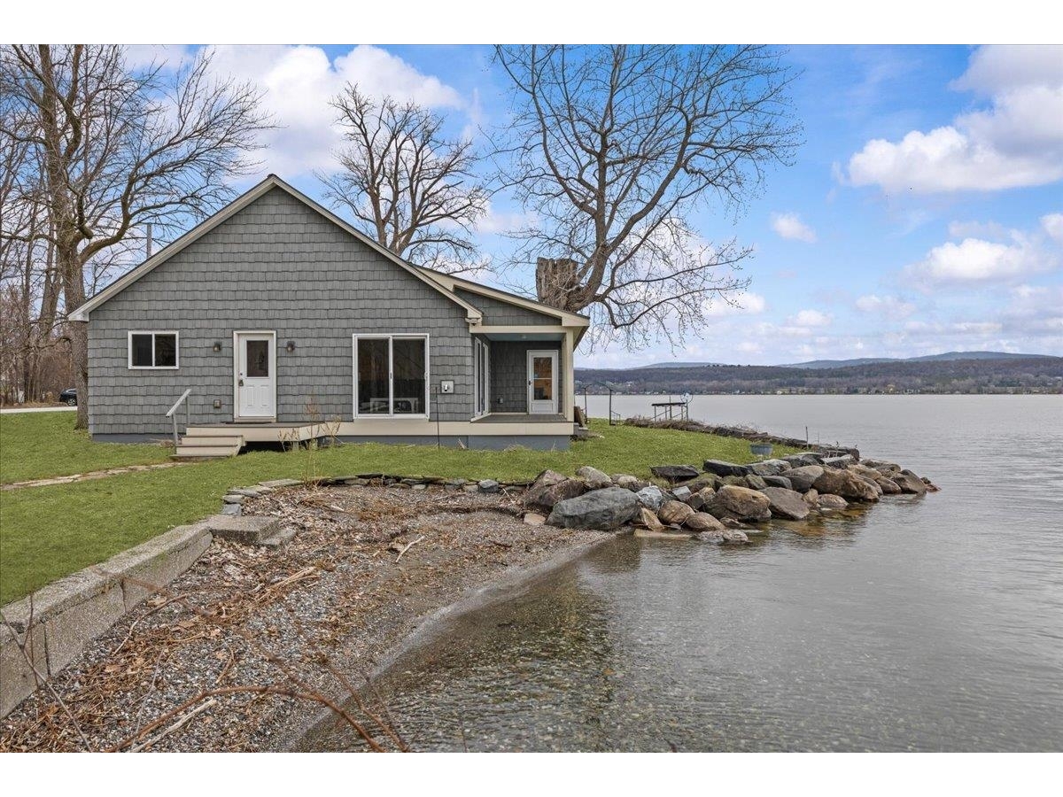 1223 Hathaway Point Road