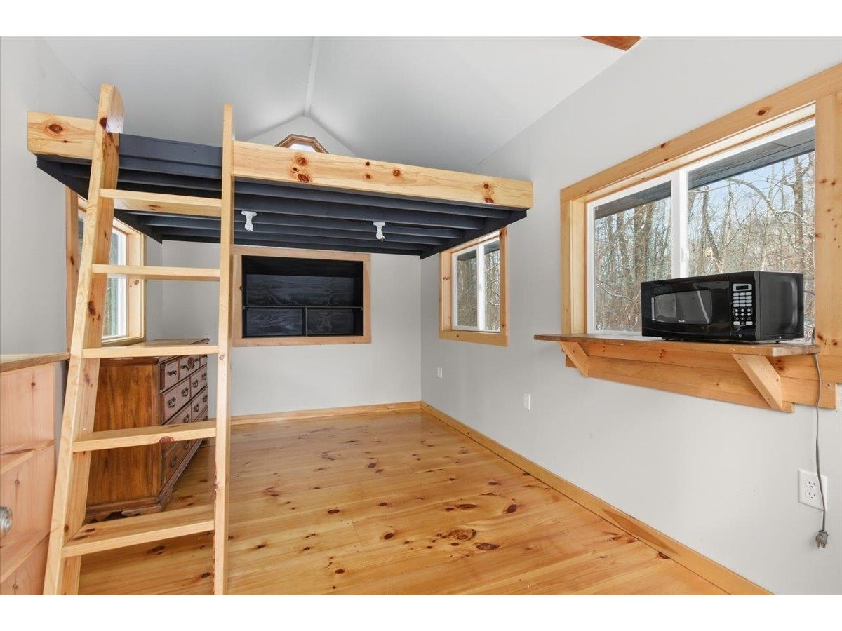 1227 Vermont Route 30